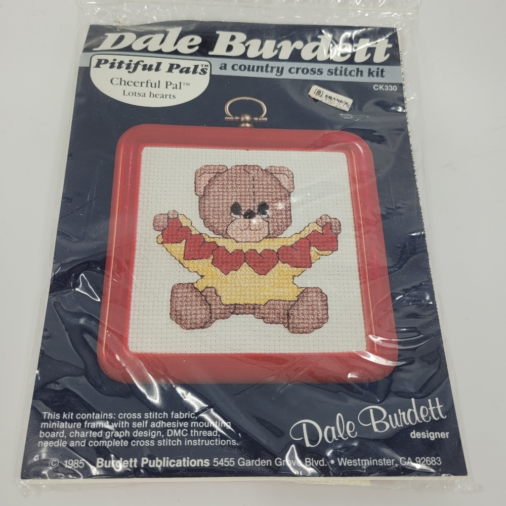 Cheerful Pal Cross Stitch Kit Vintage Dale Burdett Bear Hearts CK 330 NEW SEALED